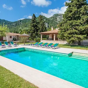 Can Curt Villa